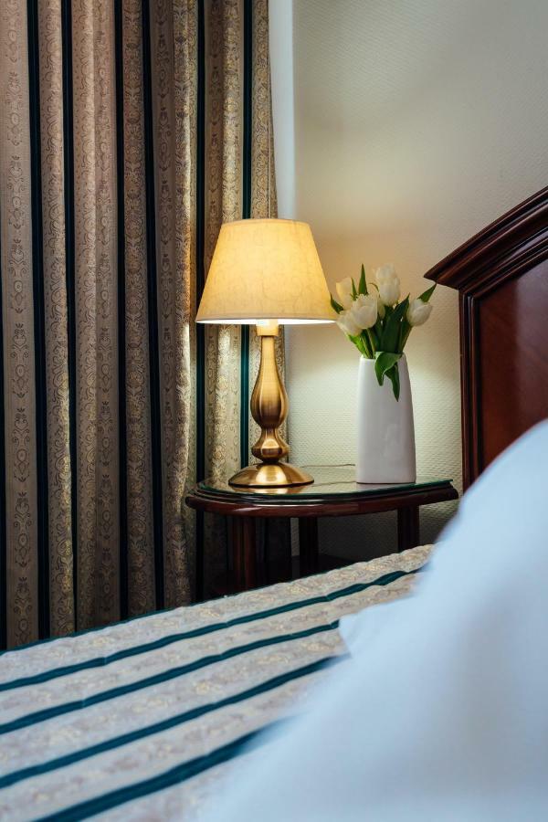 Hotel Onix クルージュ＝ナポカ エクステリア 写真