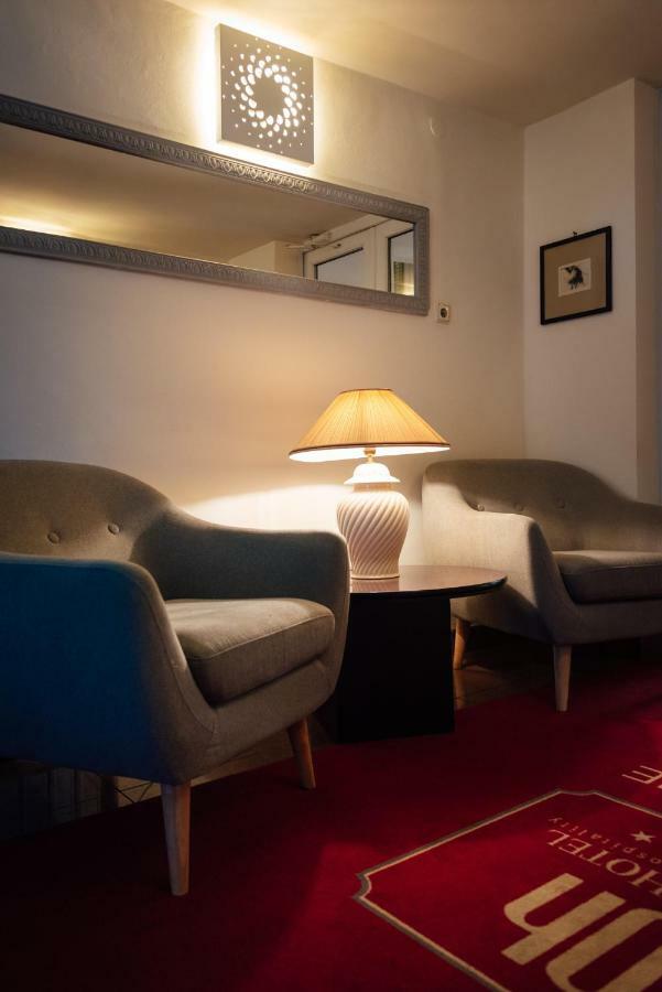 Hotel Onix クルージュ＝ナポカ エクステリア 写真